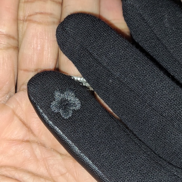 💕HP💕NWOT Faux Leather Gloves with Bow Detail💕OSFM - Picture 6 of 6